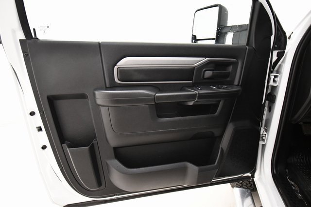 Used 2020 RAM 3500 Tradesman image 8