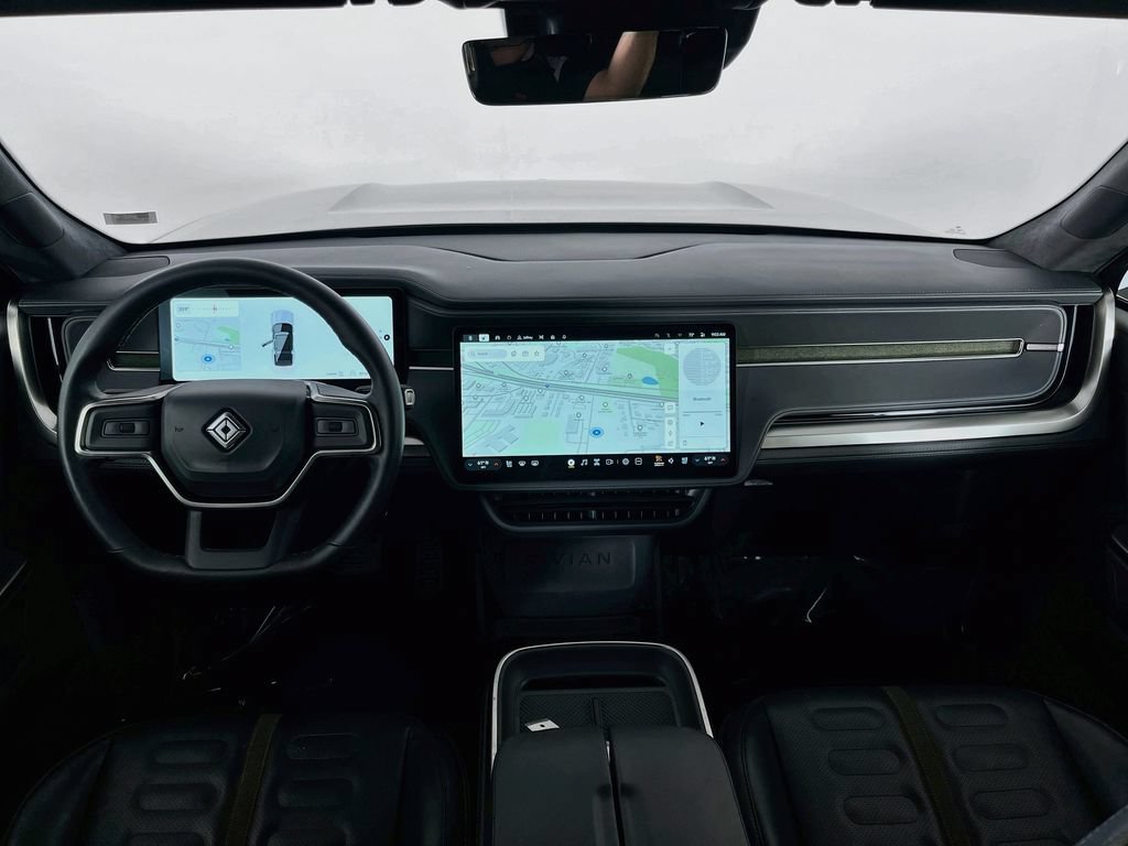 Used 2025 Rivian R1S Adventure AWD/4WD image 12