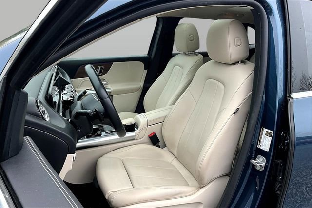 Used 2023 Mercedes-Benz GLA 250 4MATIC image 11