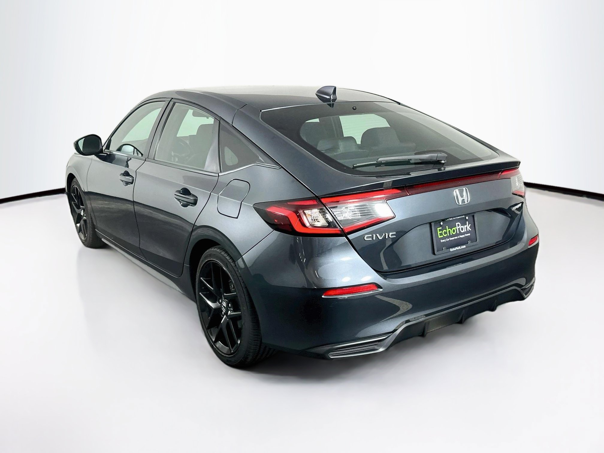 Used 2025 Honda Civic Sport image 5