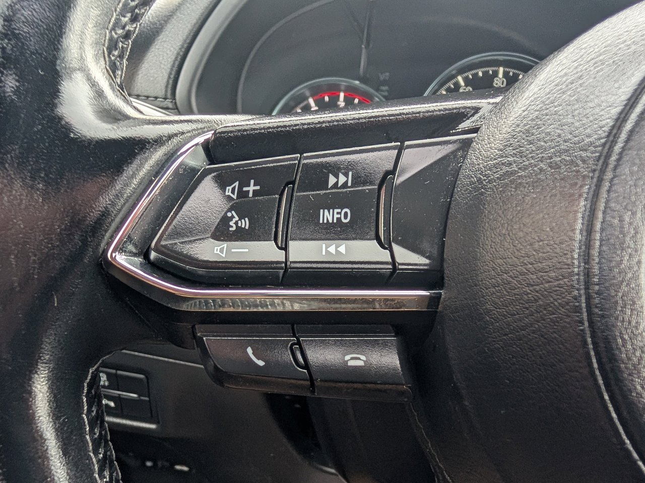 Used 2019 MAZDA CX-5 Signature image 19