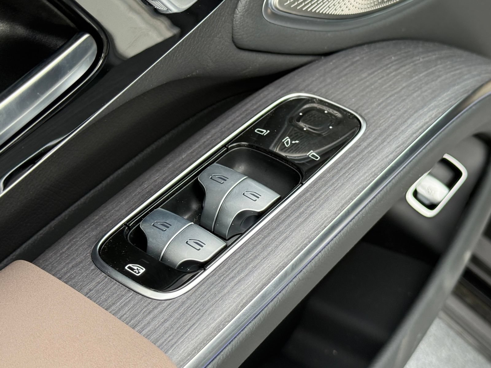 New 2026 Mercedes-Benz EQS 580 4MATIC Sedan image 15