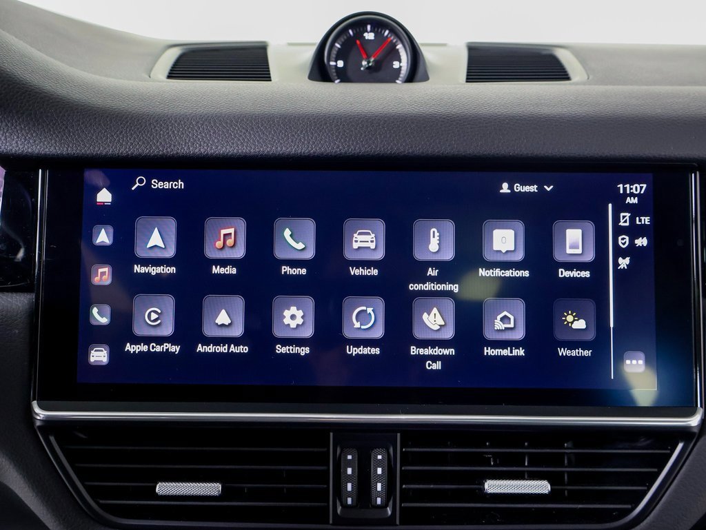 Used 2022 Porsche Cayenne image 17