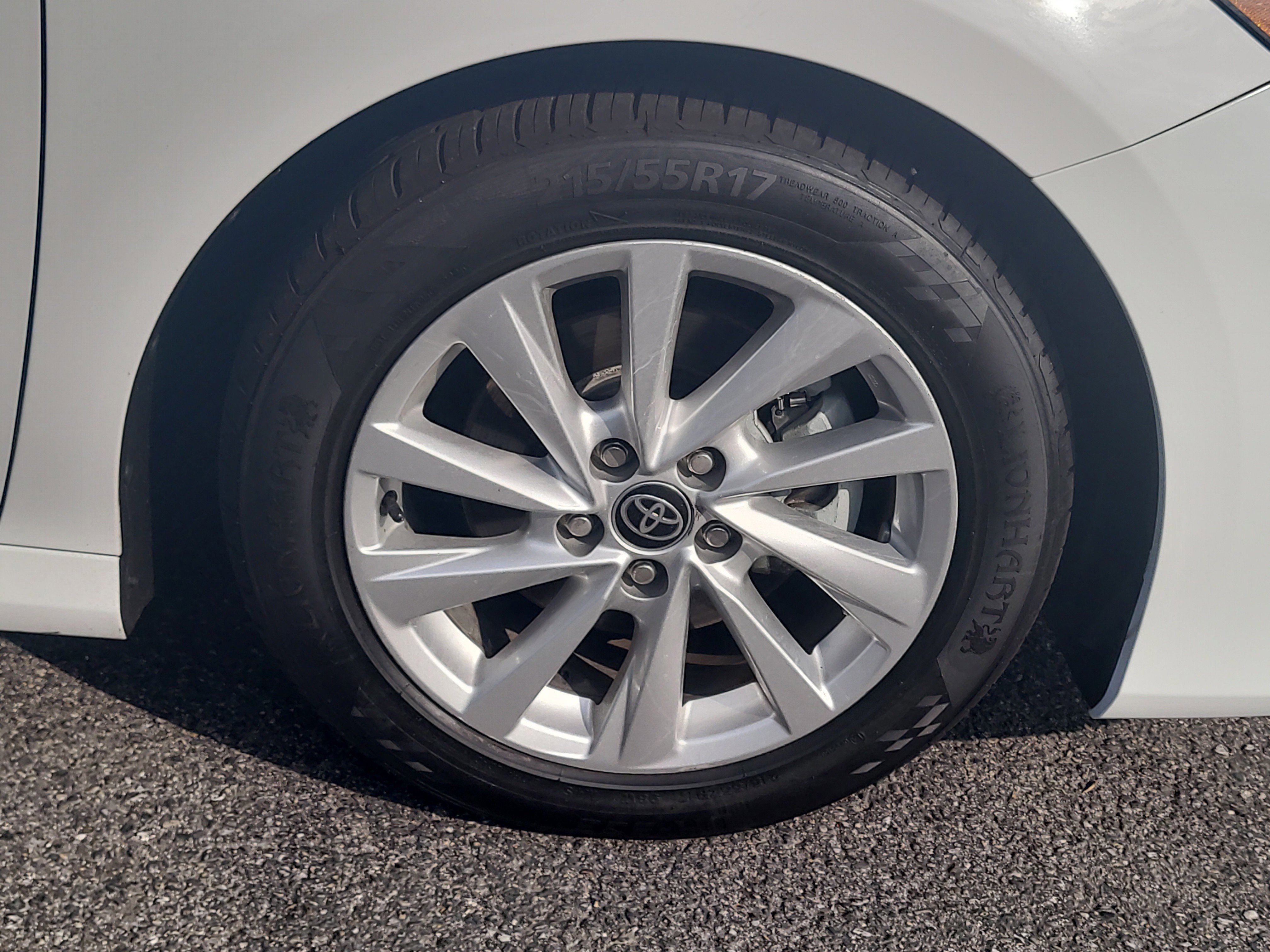 Used 2024 Toyota Camry LE image 10