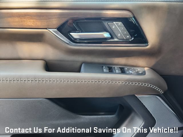 New 2026 GMC Yukon Denali Ultimate w/ LPO, Floor Liner Package AWD/4WD image 18