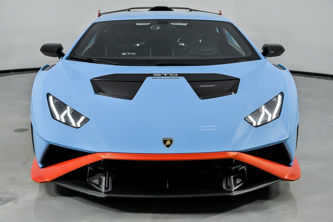 Used 2022 Lamborghini Huracan STO RWD image 5
