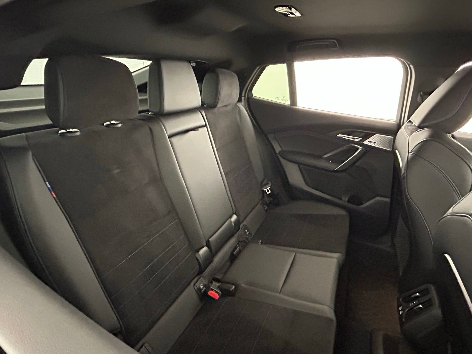 Used 2024 BMW X2 M35i image 38