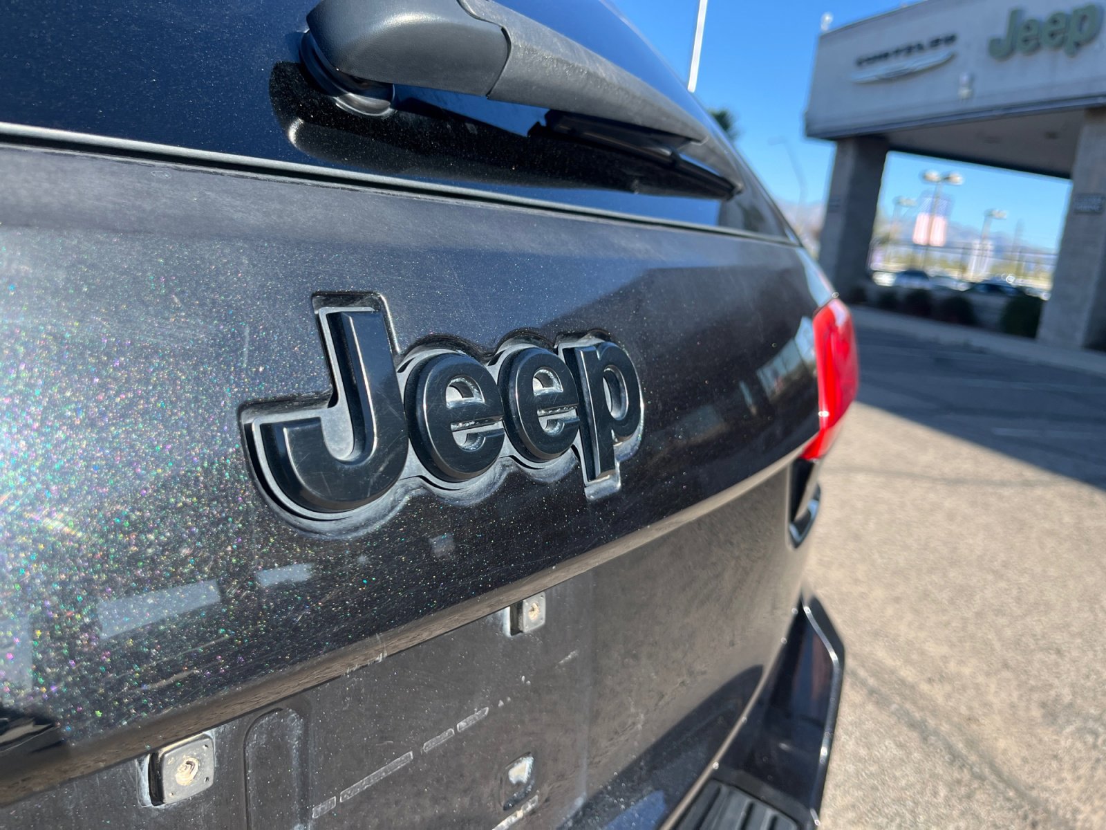 Used 2014 Jeep Grand Cherokee Limited image 23