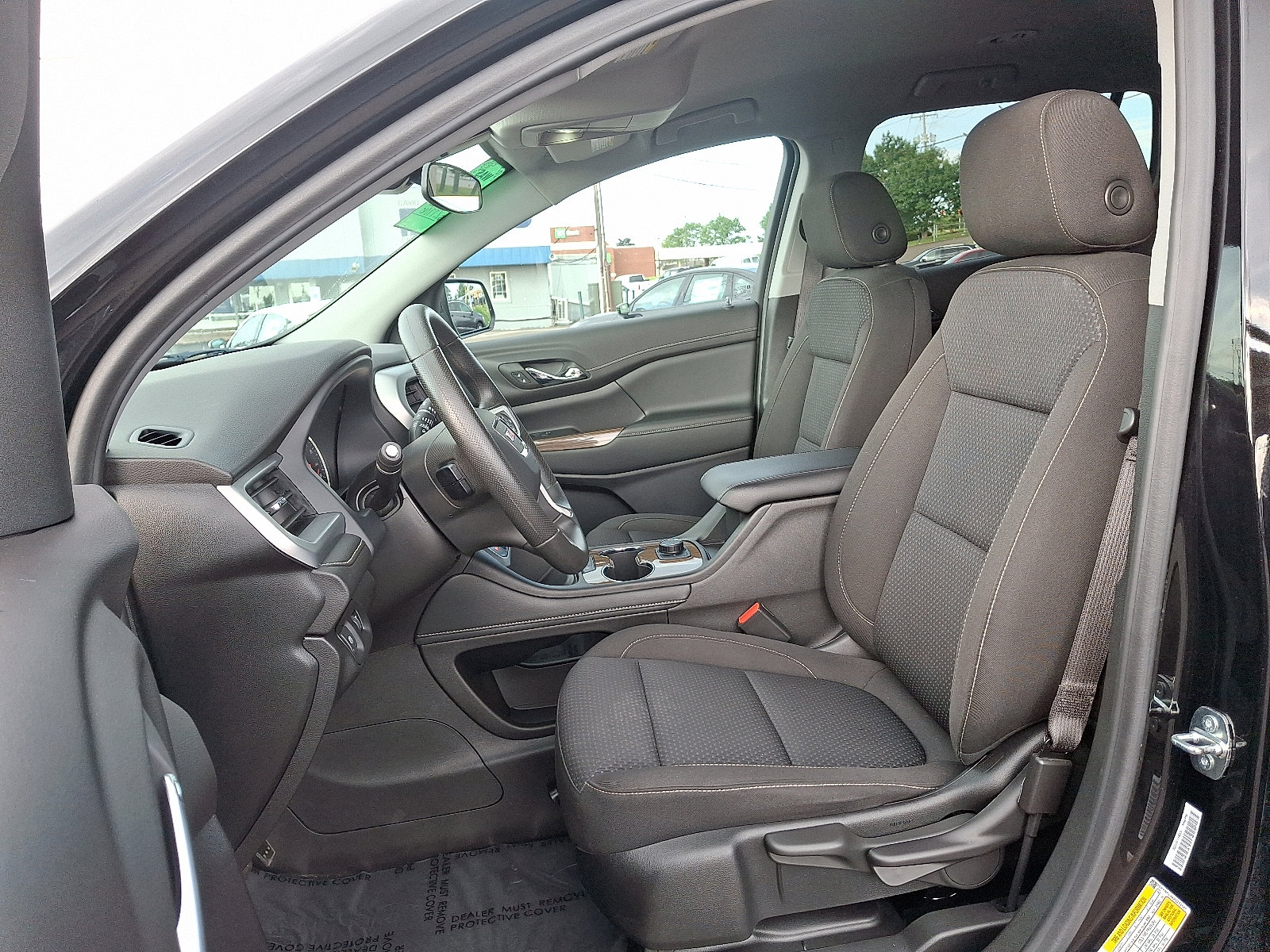 Used 2023 GMC Acadia SLE image 14