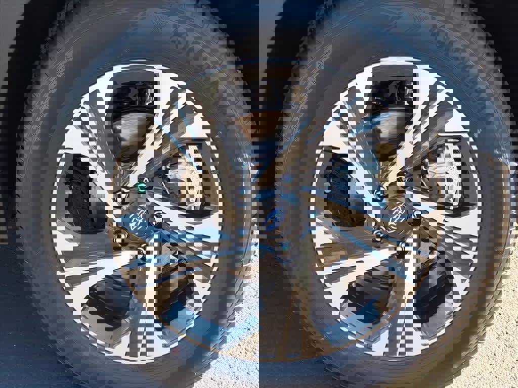 Certified 2025 Subaru Crosstrek 2.0i Premium image 11