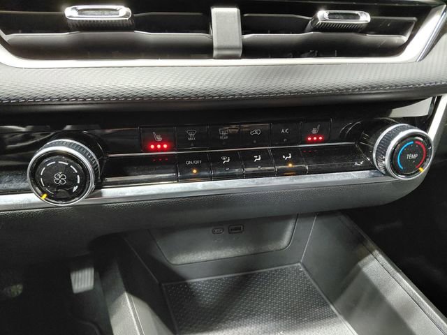 Used 2025 Chevrolet Equinox LT image 27