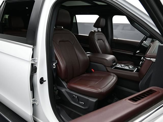Used 2023 Ford Expedition Max Limited image 30