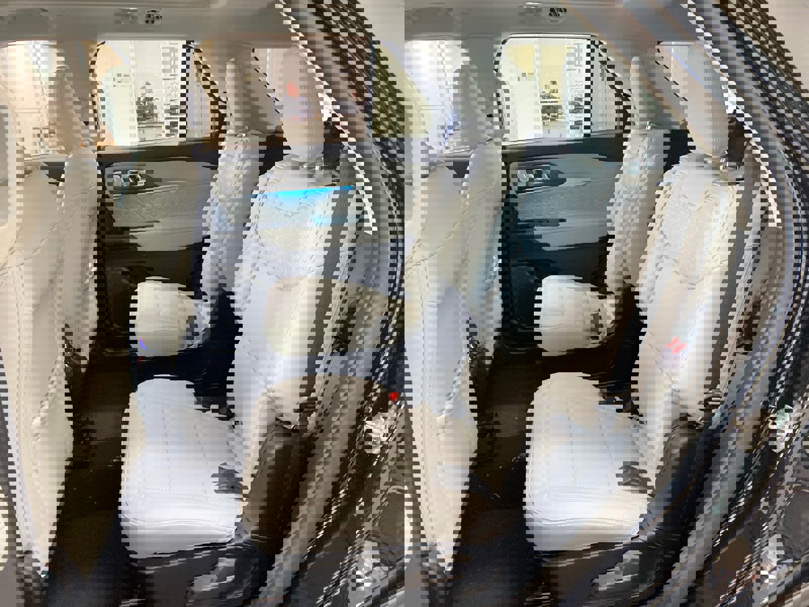 New 2026 Ford Explorer Platinum image 40