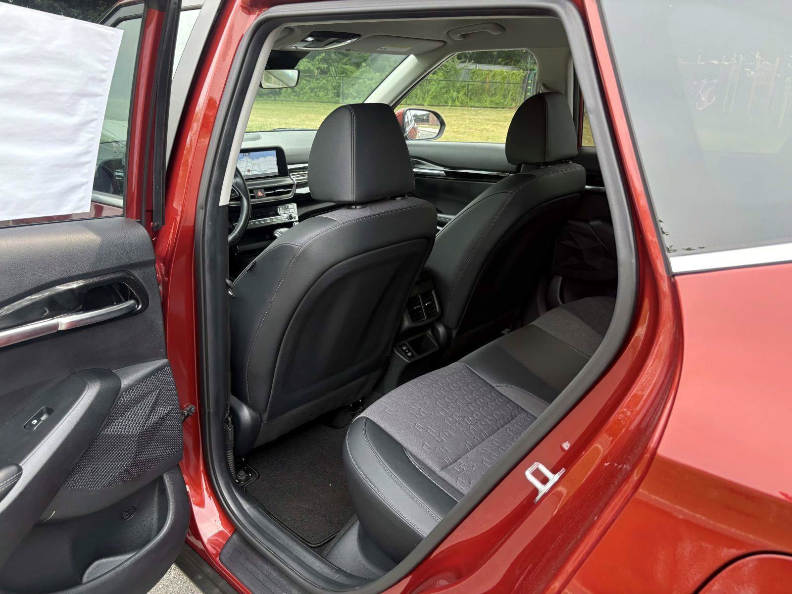 Certified 2024 Kia Seltos S AWD/4WD image 28