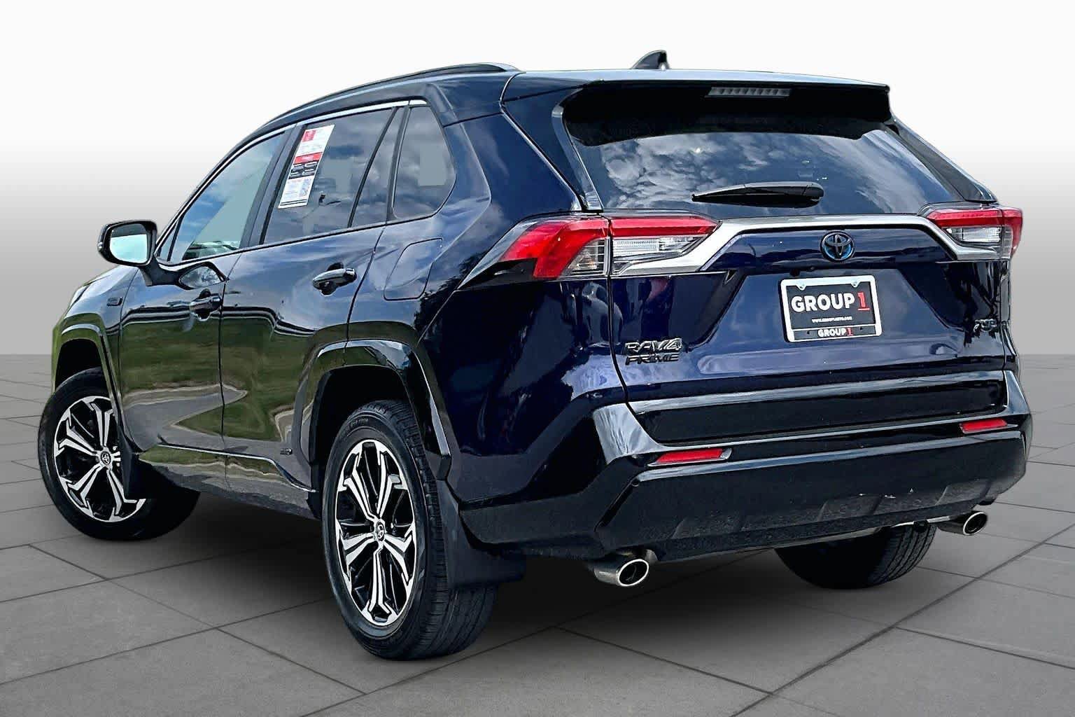 Used 2023 Toyota RAV4 XSE w/ Weather Package AWD/4WD image 12