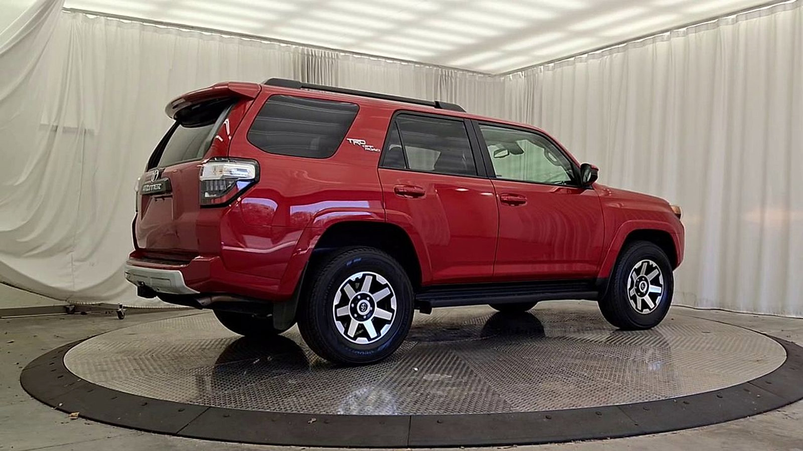 Certified 2024 Toyota 4Runner TRD Off-Road AWD/4WD image 7