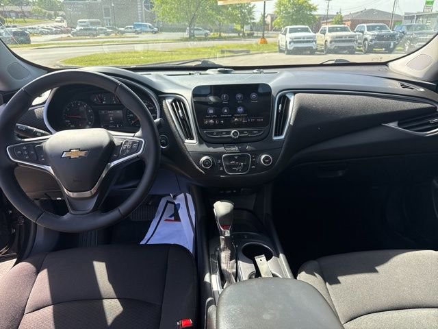 Used 2024 Chevrolet Malibu RS FWD image 27