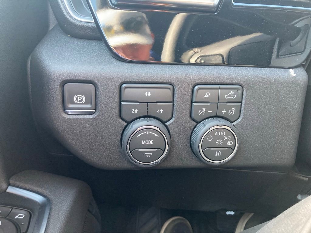 New 2026 Chevrolet Silverado 2500 LT w/ Z71 Chrome Sport Edition image 14