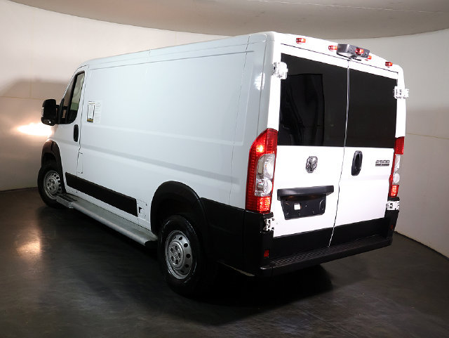 Used 2025 RAM ProMaster 2500 w/ U-Haul Equipment Group FWD image 2
