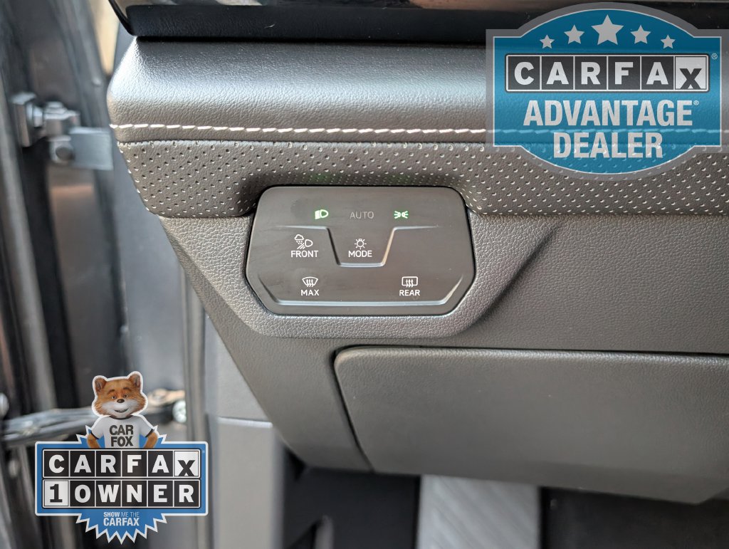 Used 2024 Volkswagen Atlas Cross Sport SE w/ Panoramic Sunroof Package FWD image 14