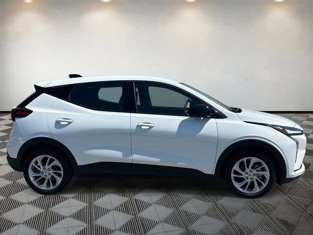 New 2027 Chevrolet Bolt LT w/ Comfort Package FWD image 6