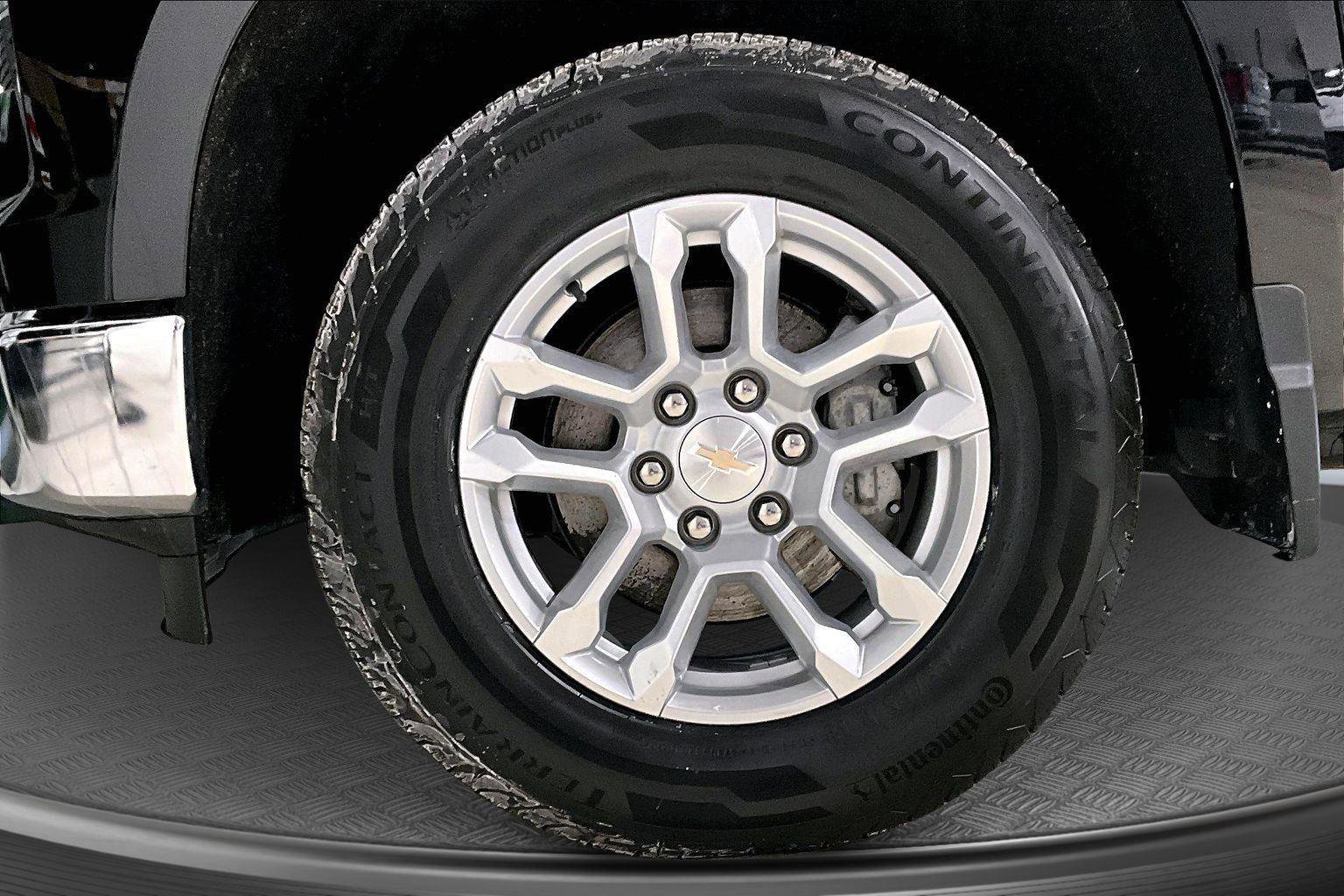 Used 2022 Chevrolet Silverado 1500 LT w/ Protection Package image 11