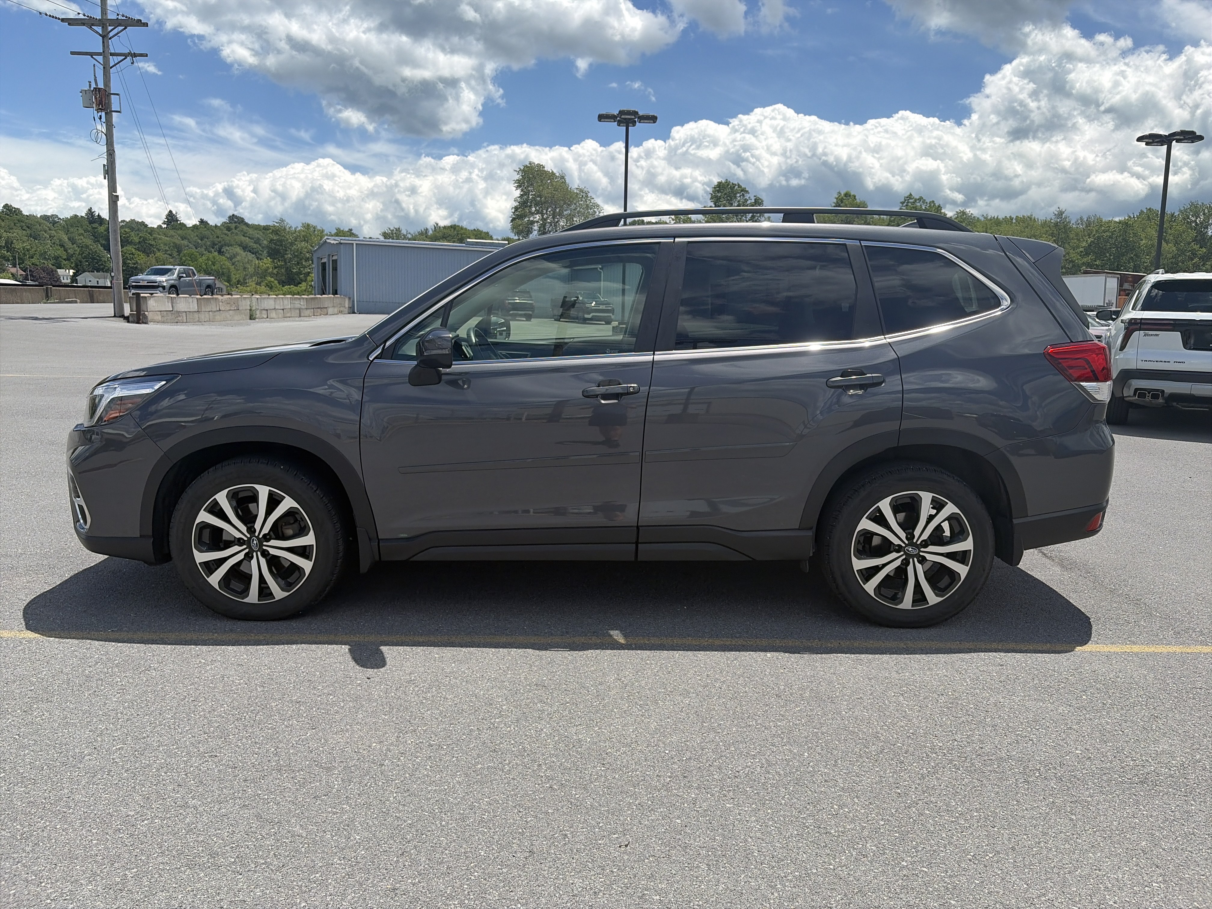 Used 2020 Subaru Forester Limited AWD/4WD image 13