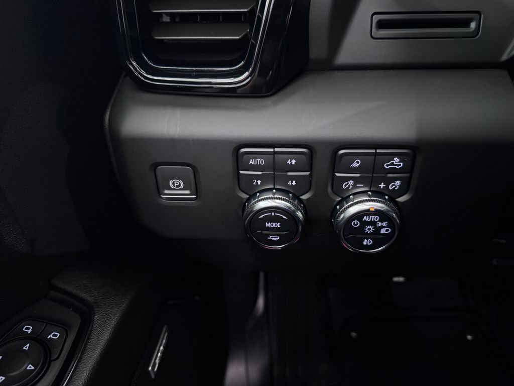 Certified 2024 GMC Sierra 2500 AT4 w/ AT4 Preferred Package AWD/4WD image 26