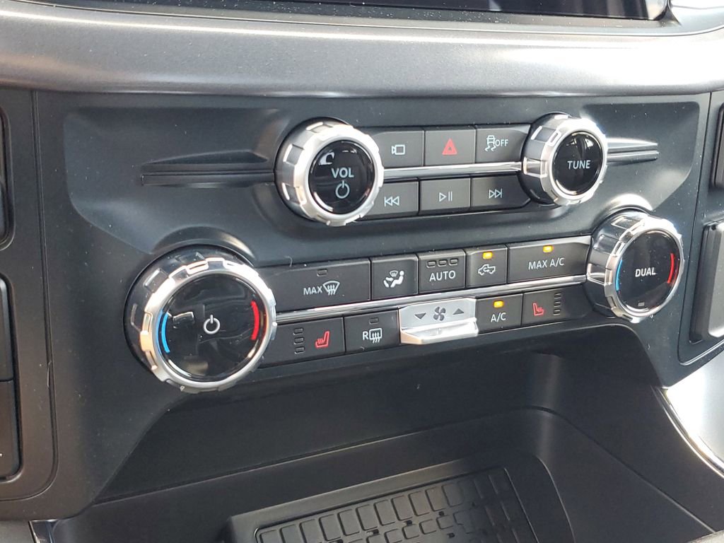 New 2025 Ford F150 XLT w/ Equipment Group 302A MID image 24