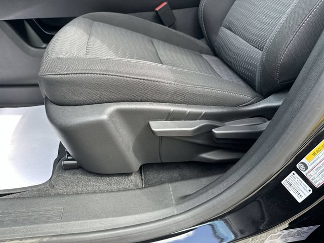 Used 2025 Chevrolet Equinox LT w/ Safety and Technology Package AWD/4WD image 16