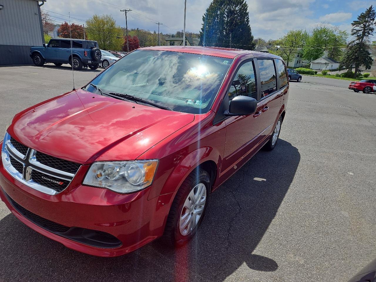 Used 2015 Dodge Grand Caravan SE w/ Quick Order Package 29E SE FWD image 9