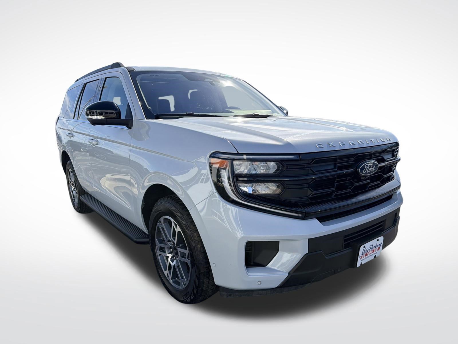 Certified 2025 Ford Expedition Active AWD/4WD image 3