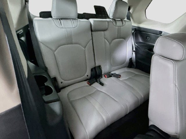 Used 2025 Honda Pilot EX-L image 28