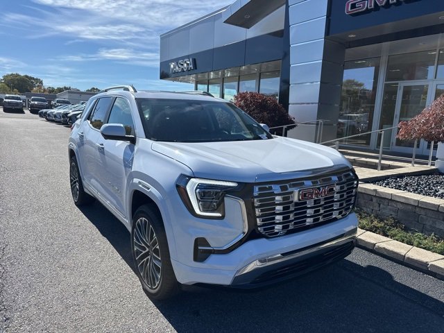 New 2026 GMC Terrain Denali w/ LPO, Floor Liner Package image 1