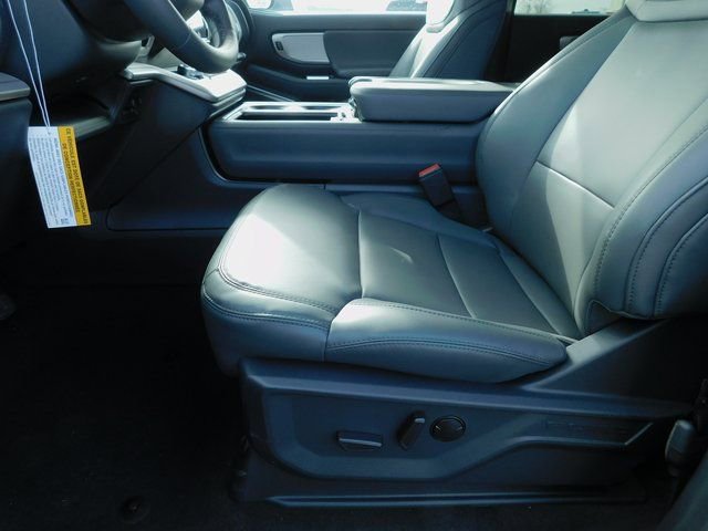 New 2026 Ford Expedition Max Active image 28