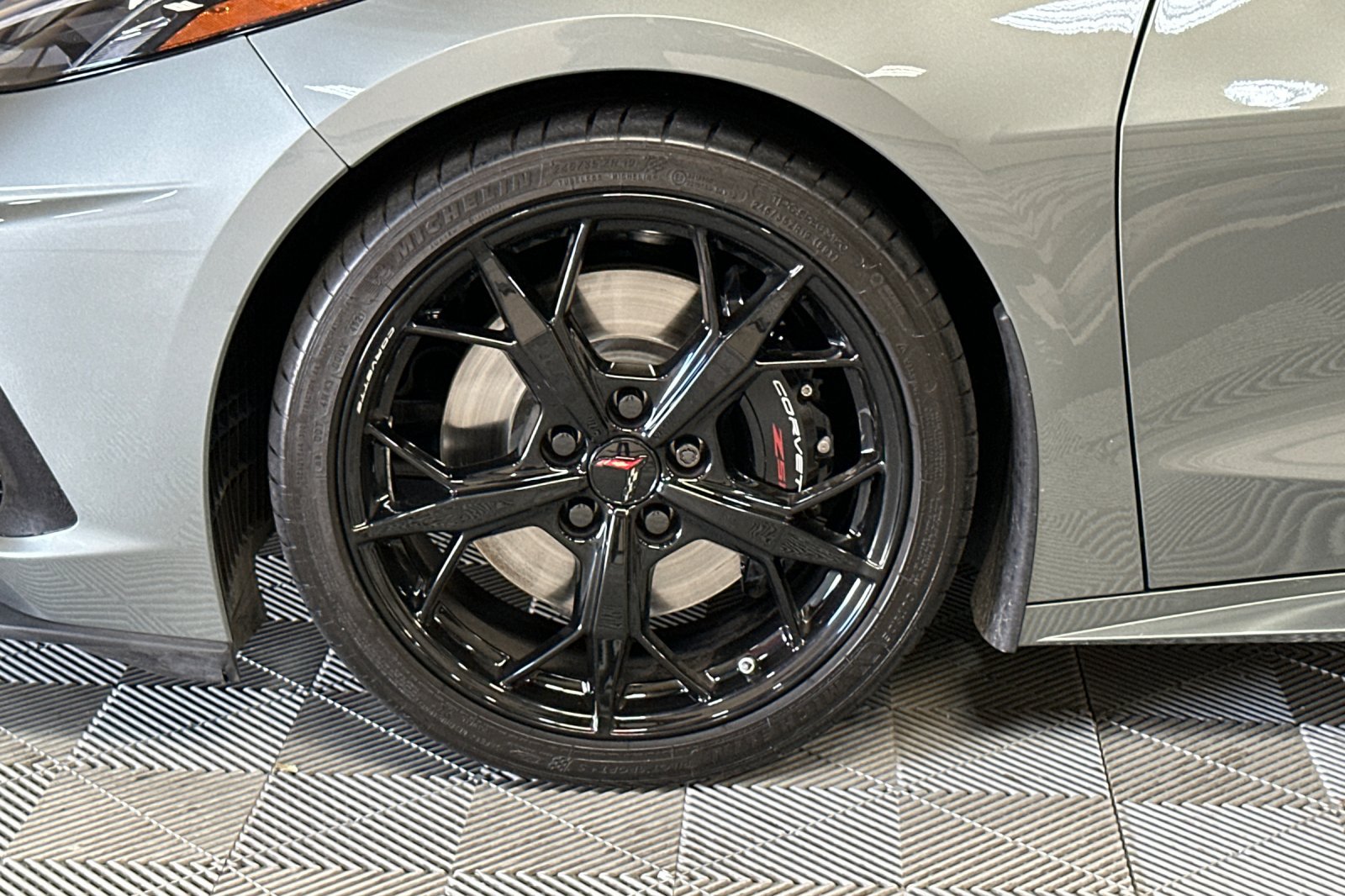 Used 2022 Chevrolet Corvette Stingray Premium Conv w/ Z51 Performance Package RWD image 47