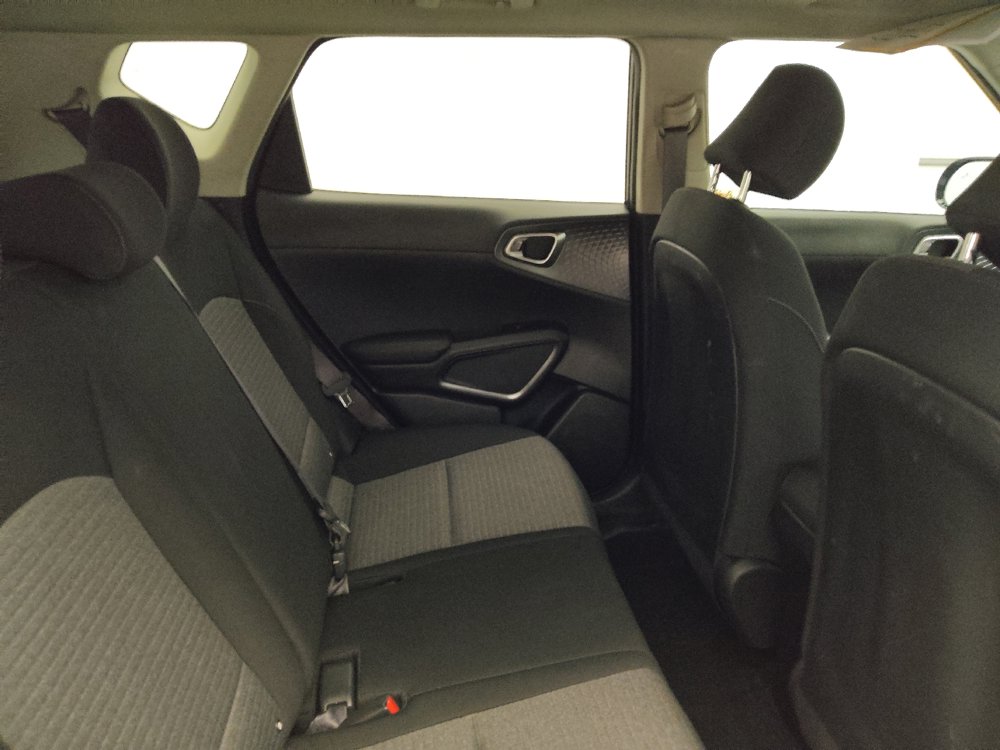 Used 2021 Kia Soul GT-Line FWD image 19