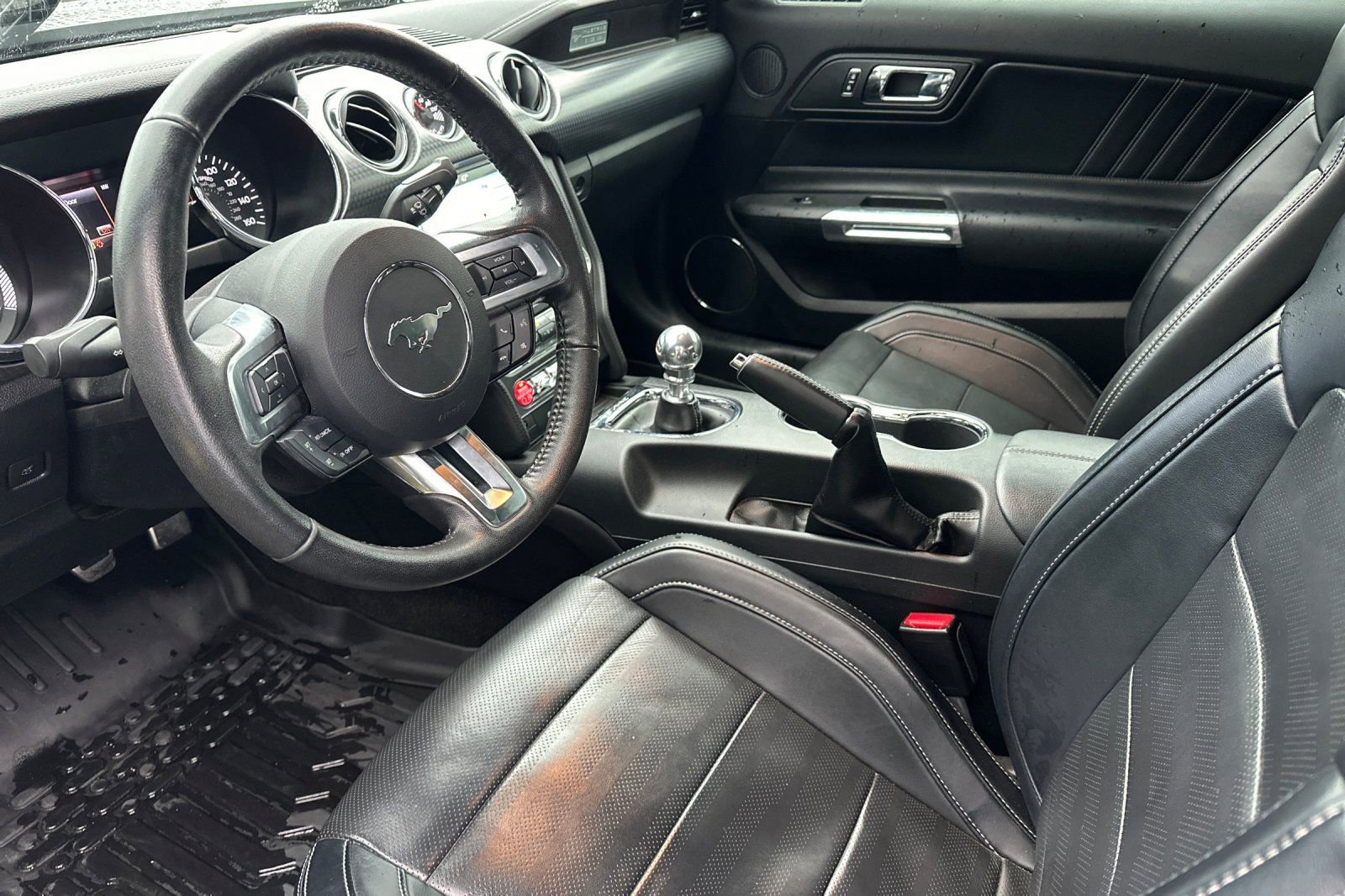 Used 2017 Ford Mustang GT Premium w/ GT Performance Package image 11