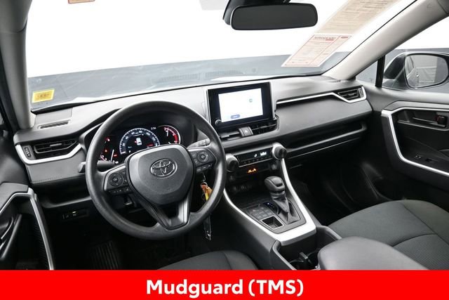 Used 2023 Toyota RAV4 LE AWD/4WD image 13