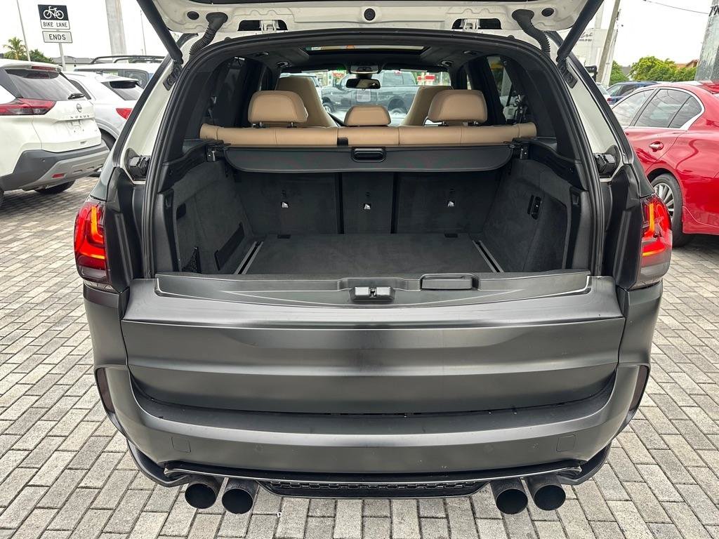 Used 2017 BMW X5 M AWD/4WD image 9