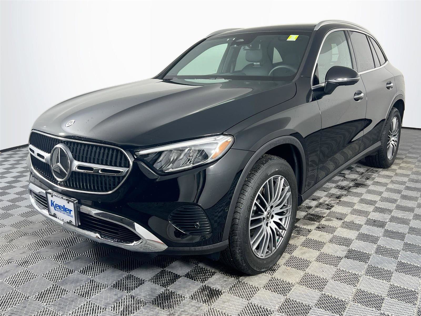 Certified 2026 Mercedes-Benz GLC 300 4MATIC image 2