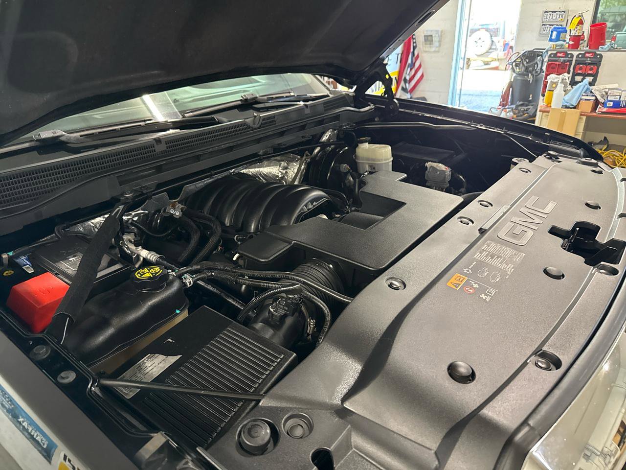 Used 2015 GMC Sierra 1500 SLT w/ SLT Crew Cab Value Package image 65