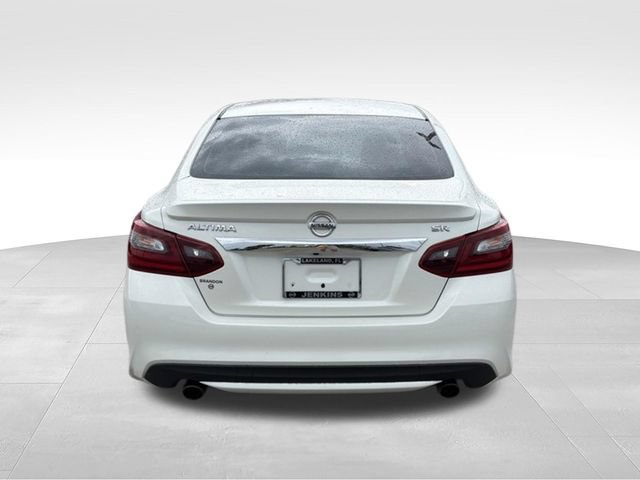 Used 2018 Nissan Altima 2.5 SR FWD image 4