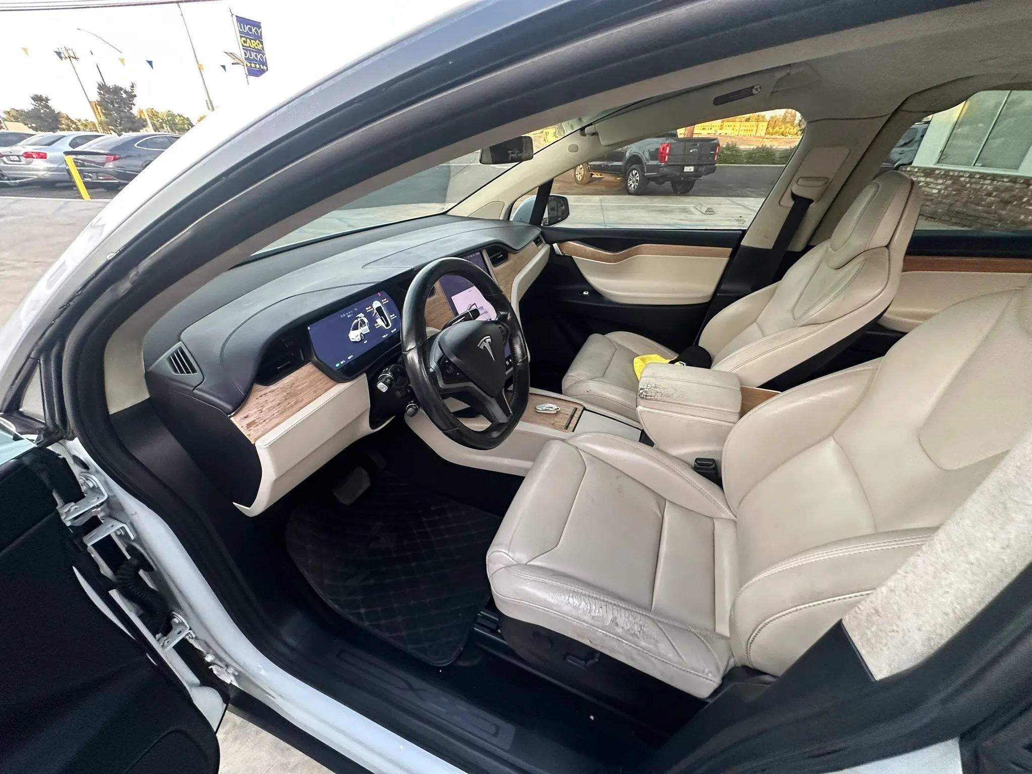 Used 2018 Tesla Model X 75D AWD/4WD image 24