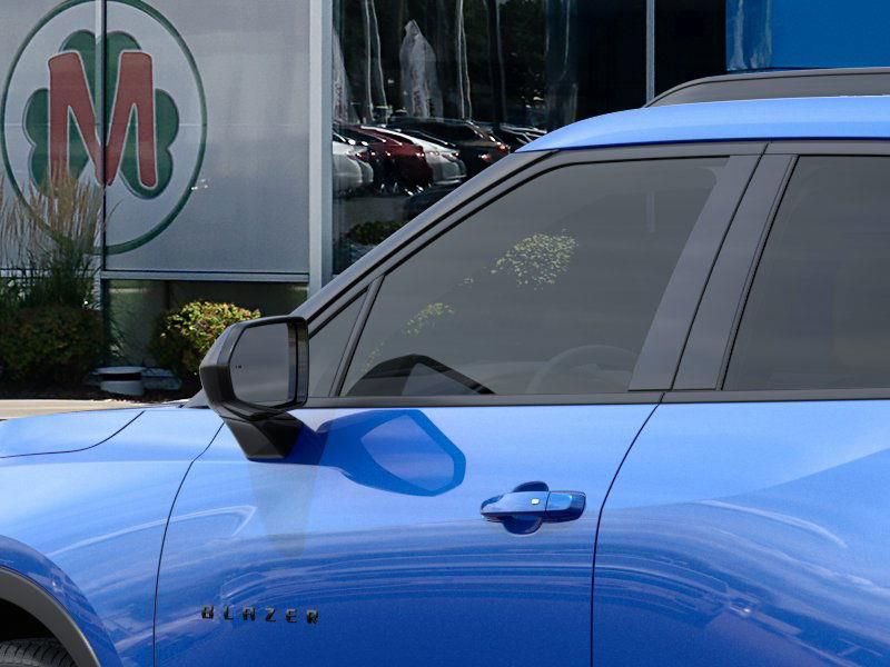 New 2025 Chevrolet Blazer LT w/ Convenience Package image 12