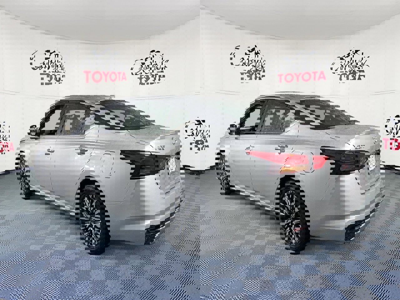 Used 2024 Nissan Altima 2.5 SV image 6