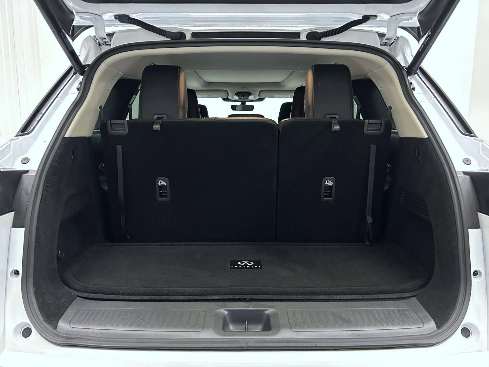 Used 2026 INFINITI QX60 Luxe w/ Cargo Package AWD/4WD image 22