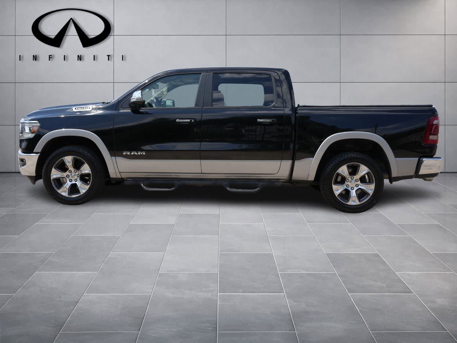 Used 2019 RAM 1500 Laramie AWD/4WD image 4