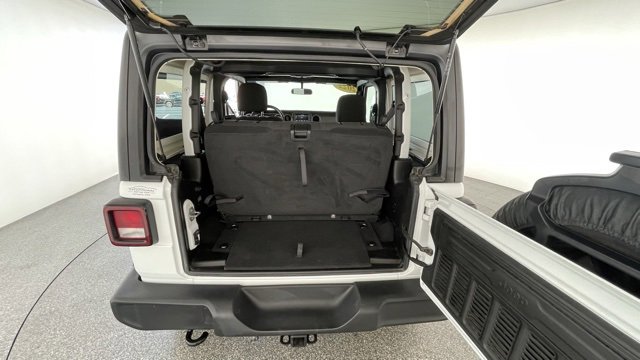 Used 2022 Jeep Wrangler Sport image 42