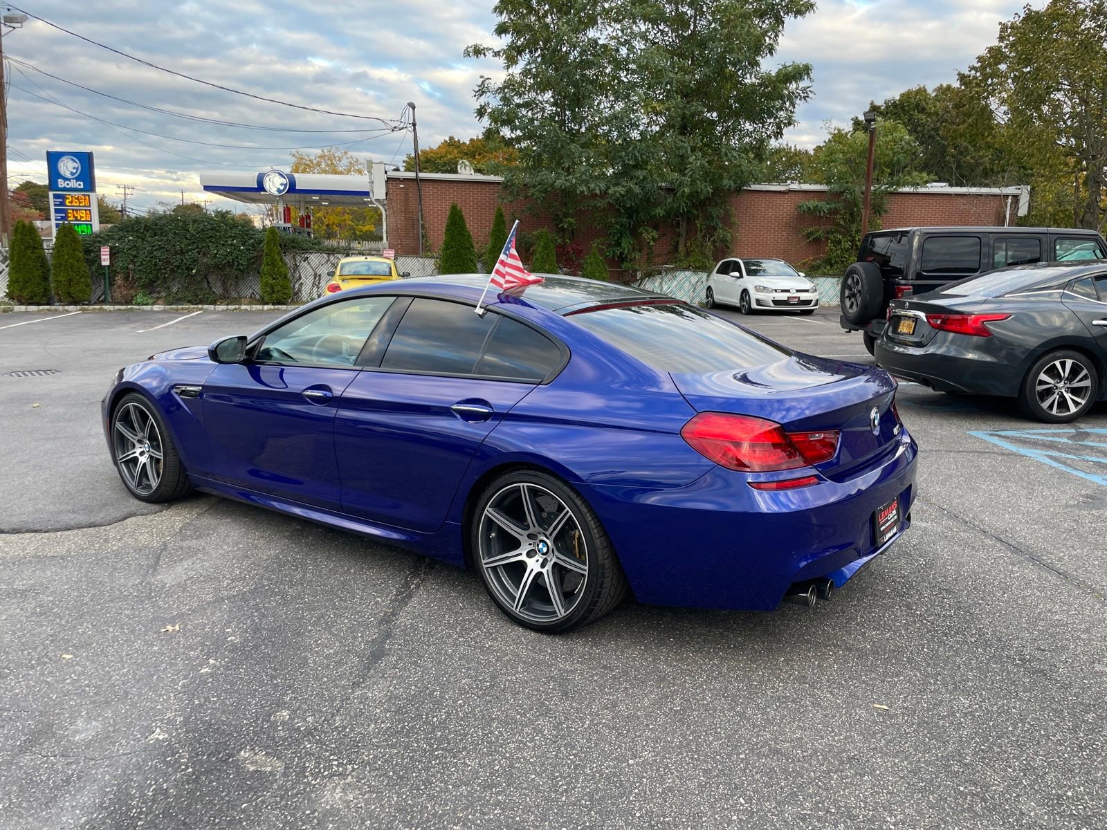 Used 2018 BMW M6 Gran Coupe image 3